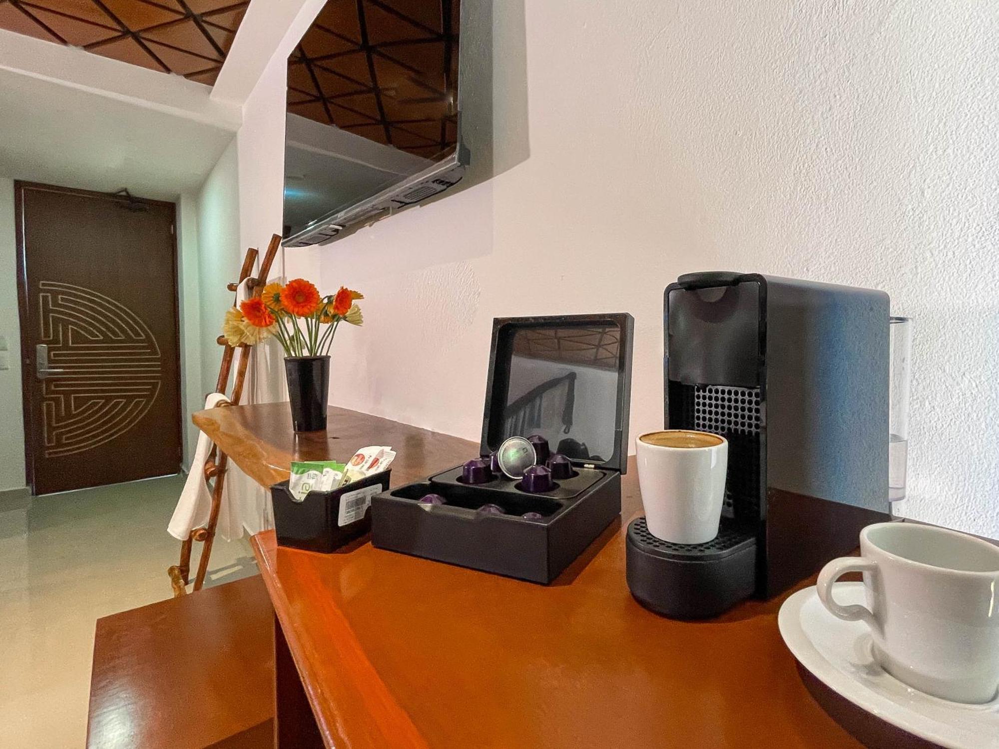 Akuazul Resorts Adults Only Cancun Bagian luar foto